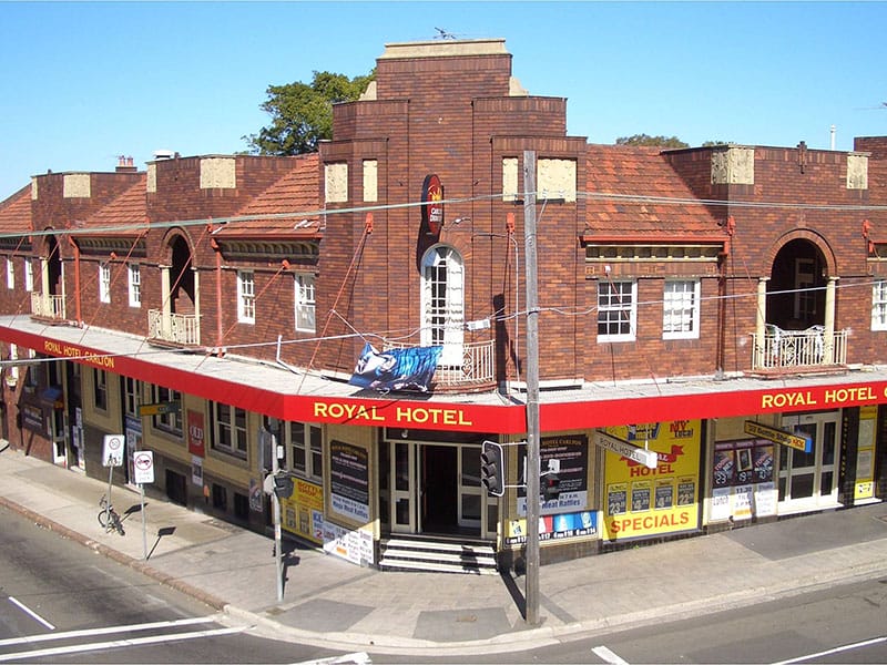 Painters in Carlton