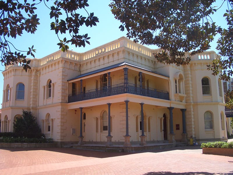 Painters in Edgecliff