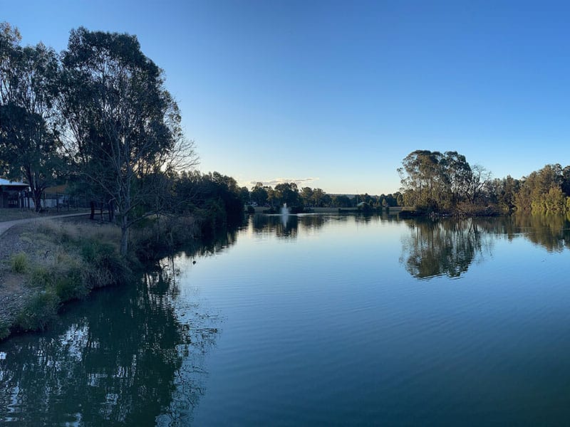 Painters in Glenmore Park